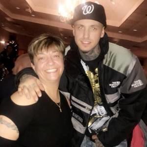 Meet your Posher, Chrissy